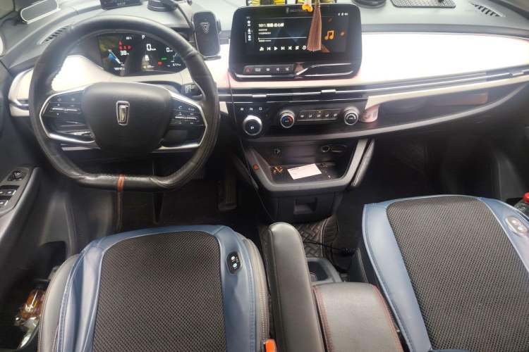Used Bestune NAT 2021 Ride-Hailing Version Center Console