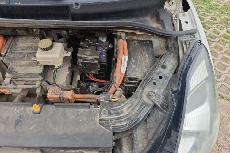 Used Bestune NAT 2021 Luxury Experience Edition Engine Bay Left