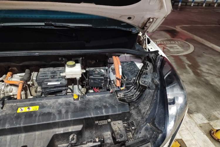 Used Bestune NAT 2021 Luxury Experience Edition Engine Bay Left