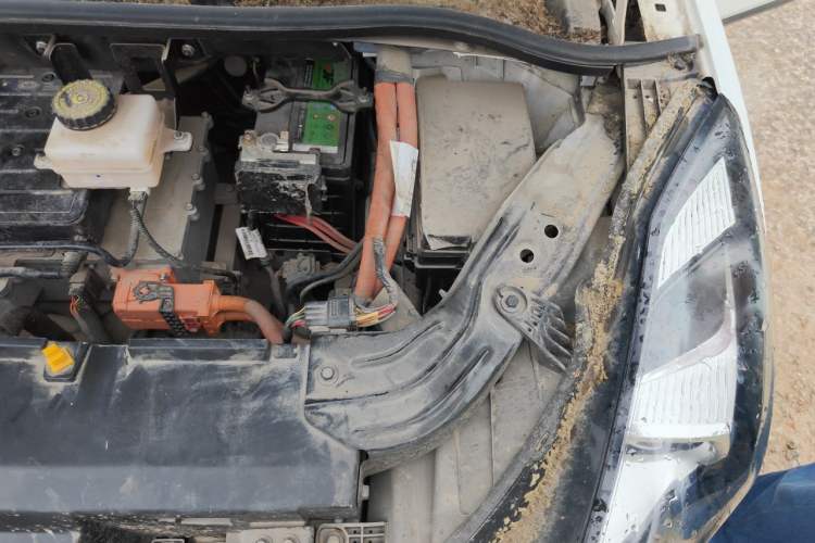 Used Bestune NAT 2021 Luxury Experience Edition Engine Bay Left