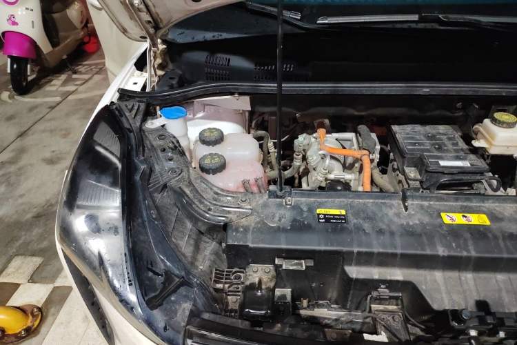 Used Bestune NAT 2021 Luxury Experience Edition Engine Bay Right