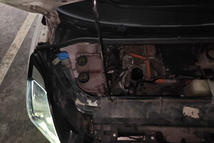 Used Bestune NAT 2021 Luxury Experience Edition Engine Bay Right
