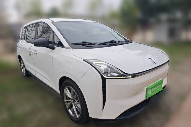 Used Bestune NAT 2021 Luxury Experience Edition Front Right 45 Deg