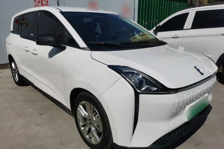 Used Bestune NAT 2021 Ride-Hailing Version Front Right 45 Deg
