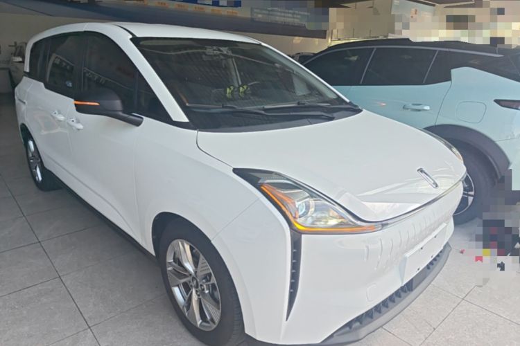 Used Bestune NAT 2021 Ride-Hailing Version Front Right 45 Deg