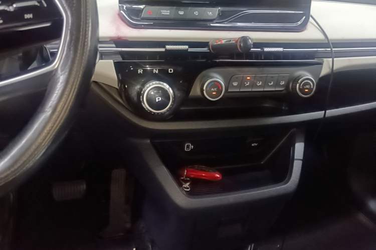 Used Bestune NAT 2021 Ride-Hailing Version Gear Lever