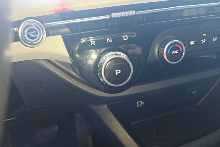 Used Bestune NAT 2021 Ride-Hailing Version Gear Lever