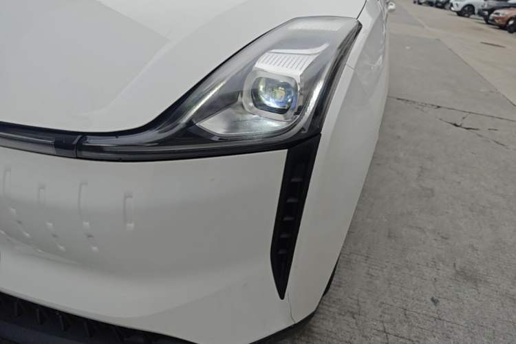 Used Bestune NAT 2021 Luxury Experience Edition Left Front Headlight