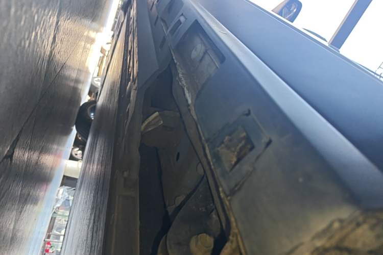 Used Bestune NAT 2021 Ride-Hailing Version Left Side Sill