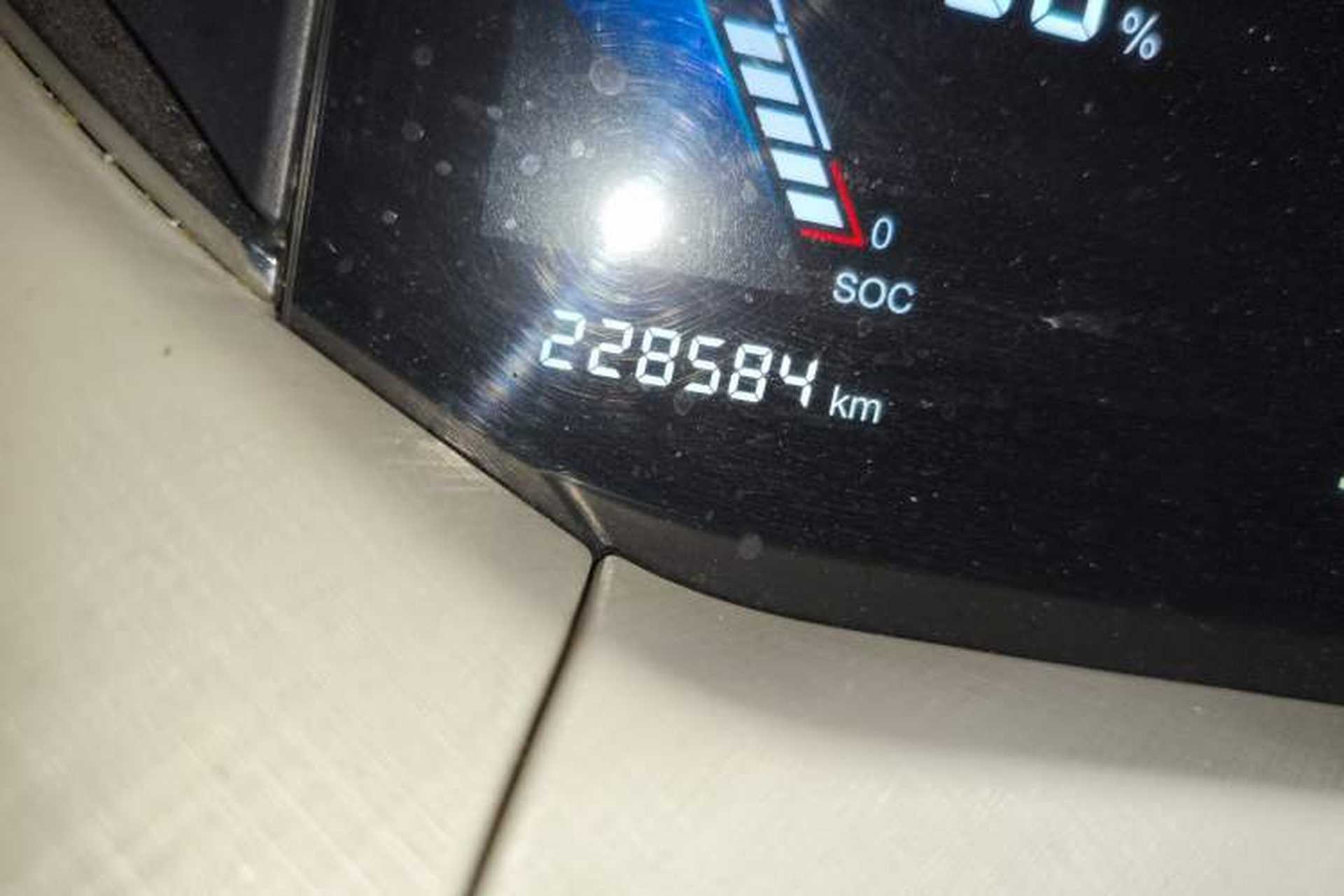 Used Bestune NAT 2021 Ride-Hailing Version Odometer Close Up