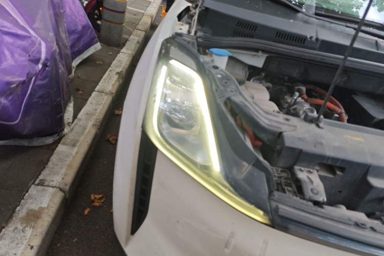 Used Bestune NAT 2021 Ride-Hailing Version Right Front Headlight