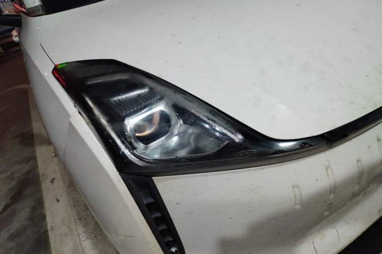 Used Bestune NAT 2021 Luxury Experience Edition Right Front Headlight