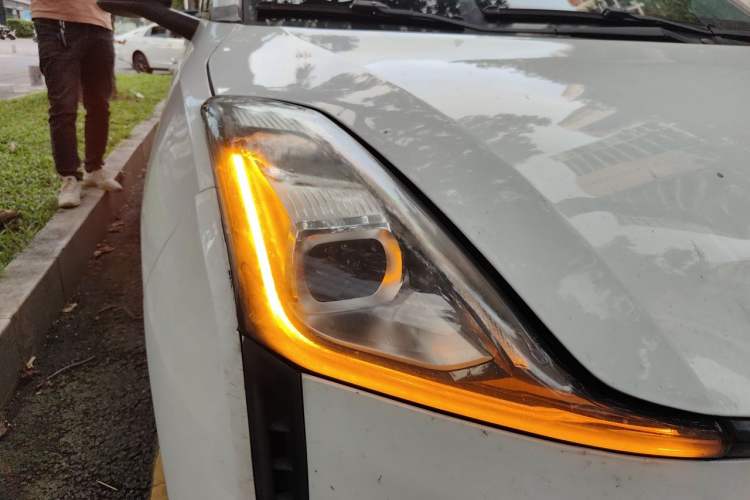Used Bestune NAT 2021 Ride-Hailing Version Right Front Headlight