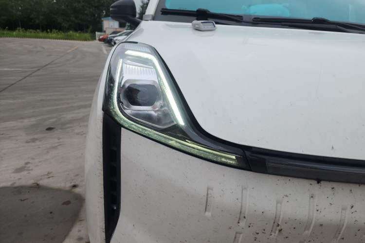 Used Bestune NAT 2021 Ride-Hailing Version Right Front Headlight