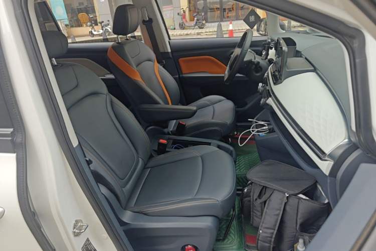 Used Bestune NAT 2021 Luxury Experience Edition Right Front Seat