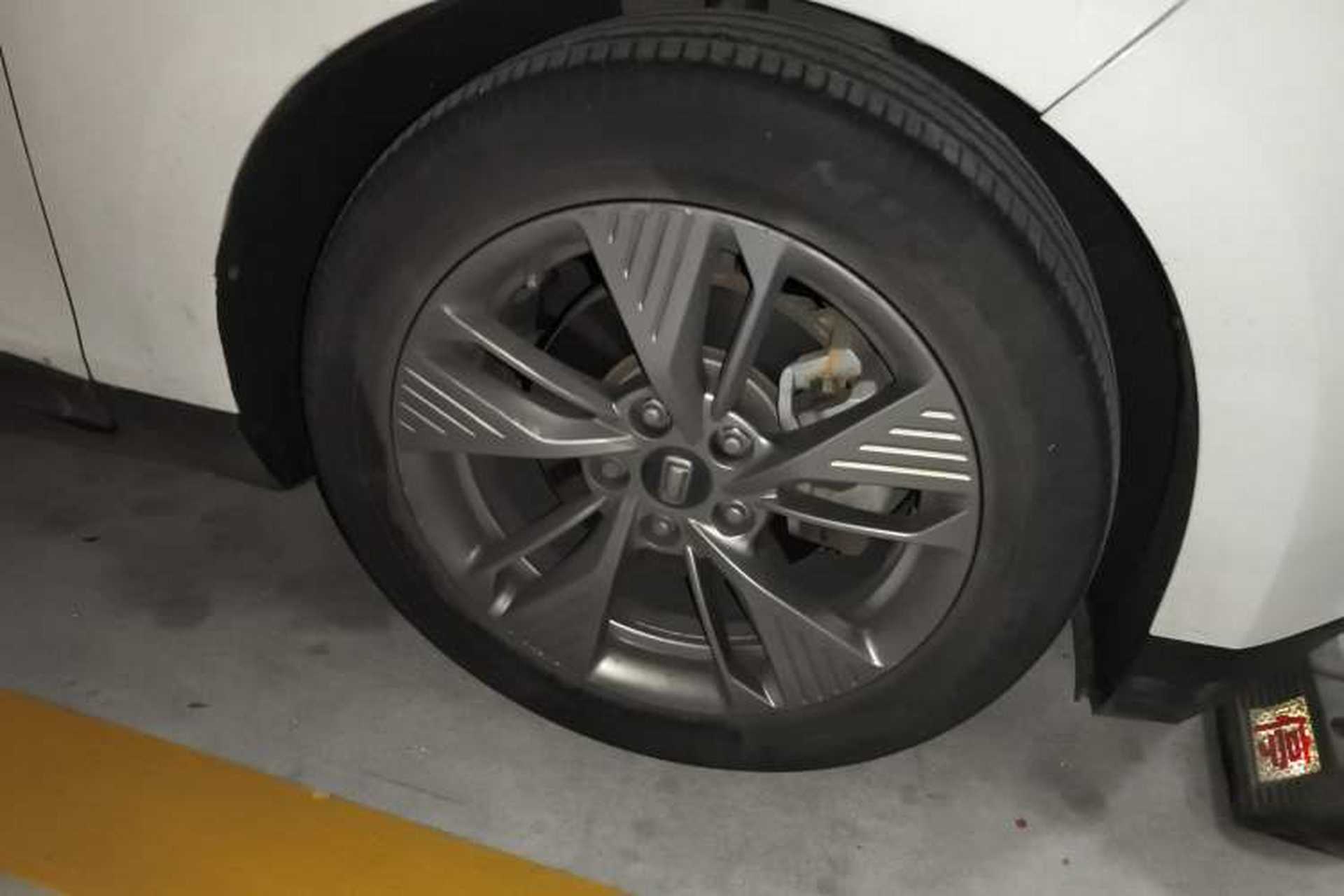 Used Bestune NAT 2021 Ride-Hailing Version Right Front Wheel Hub