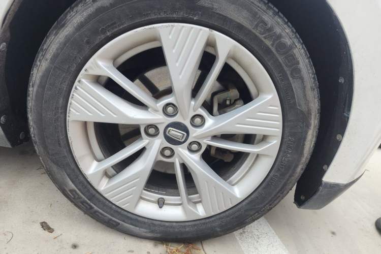 Used Bestune NAT 2021 Ride-Hailing Version Right Front Wheel Hub