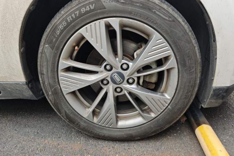 Used Bestune NAT 2021 Ride-Hailing Version Right Front Wheel Hub
