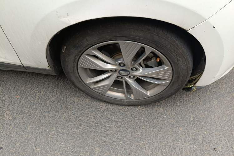 Used Bestune NAT 2021 Luxury Experience Edition Right Front Wheel Hub