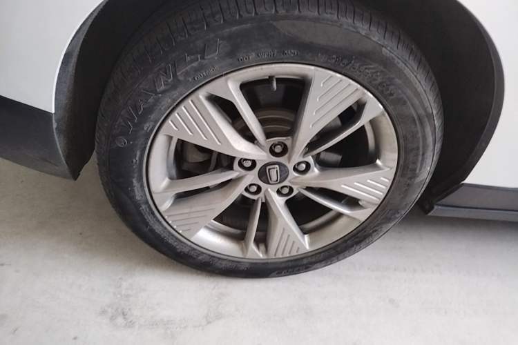 Used Bestune NAT 2021 Luxury Experience Edition Right Rear Wheel Hub
