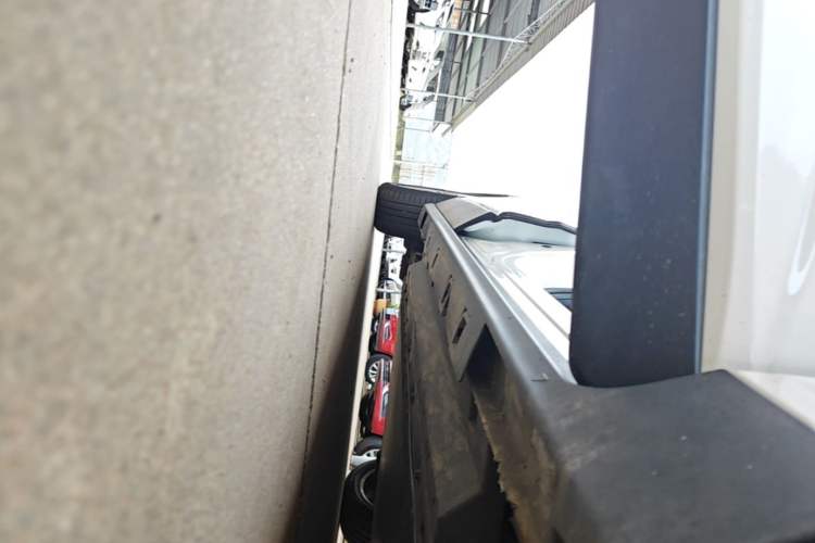 Used Bestune NAT 2021 Market Expansion Edition Right Side Sill