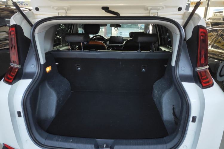 Used Bestune NAT 2021 Ride-Hailing Version Trunk
