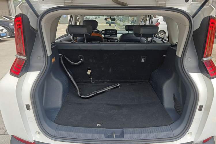 Used Bestune NAT 2021 Luxury Experience Edition Trunk