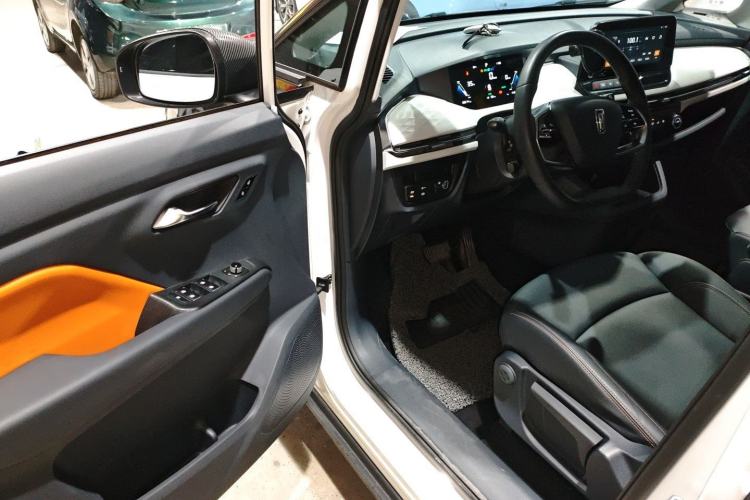 Used Bestune NAT 2022 Enjoy Travel Battery-Swap Version 100kW 401km Interior 3