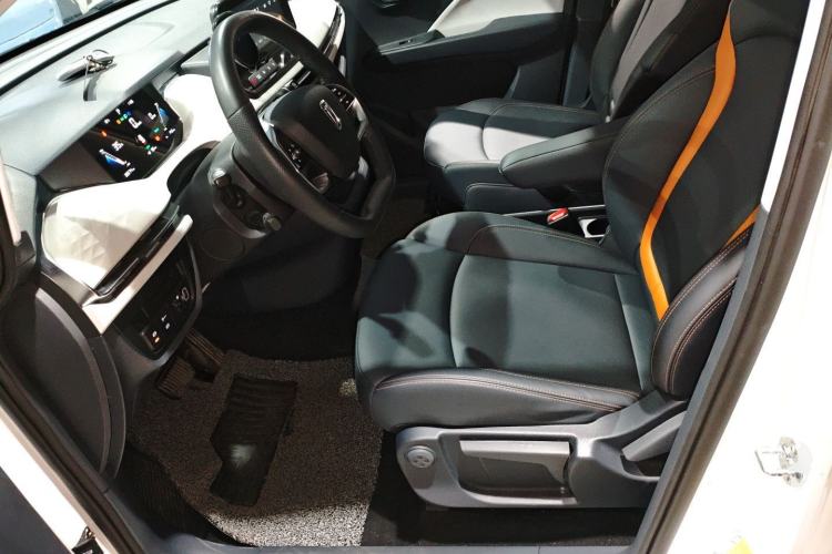 Used Bestune NAT 2022 Enjoy Travel Battery-Swap Version 100kW 401km Left Front Seat