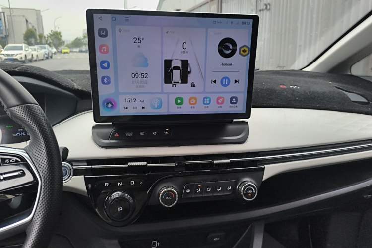 Used Bestune NAT 2022 Comfort Travel Version 100kW 419km Audio And AC Panel
