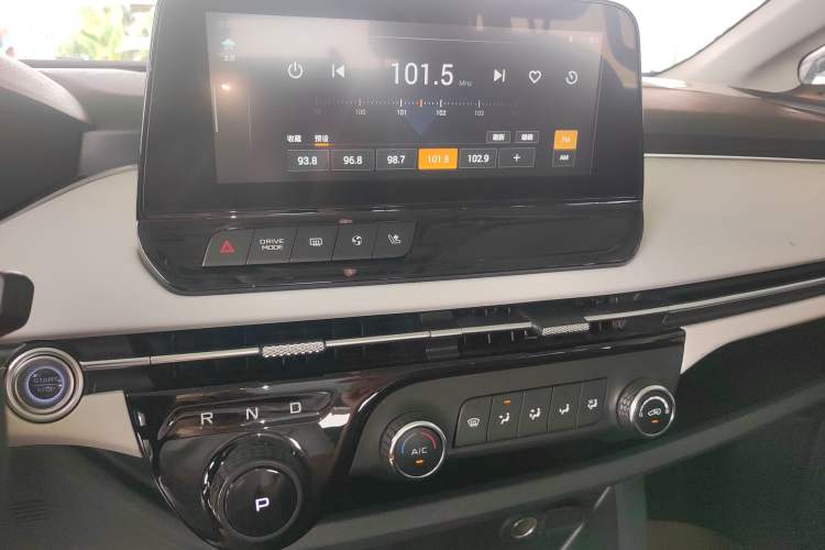 Used Bestune NAT 2022 Comfortable Travel Battery-Swap Version 100kW 401km Audio And AC Panel
