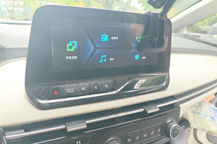 Used Bestune NAT 2022 Enjoy Travel Edition 100kW 419km Audio And AC Panel