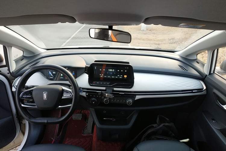 Used Bestune NAT 2022 Enjoy Travel Battery-Swap Version 120kW 401km Center Console