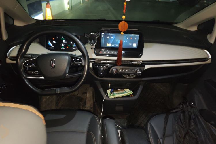 Used Bestune NAT 2022 Enjoy Travel Battery-Swap Version 100kW 401km Center Console