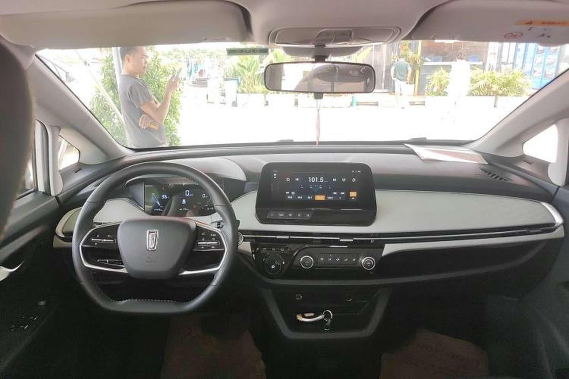 Used Bestune NAT 2022 Comfortable Travel Battery-Swap Version 100kW 401km Center Console