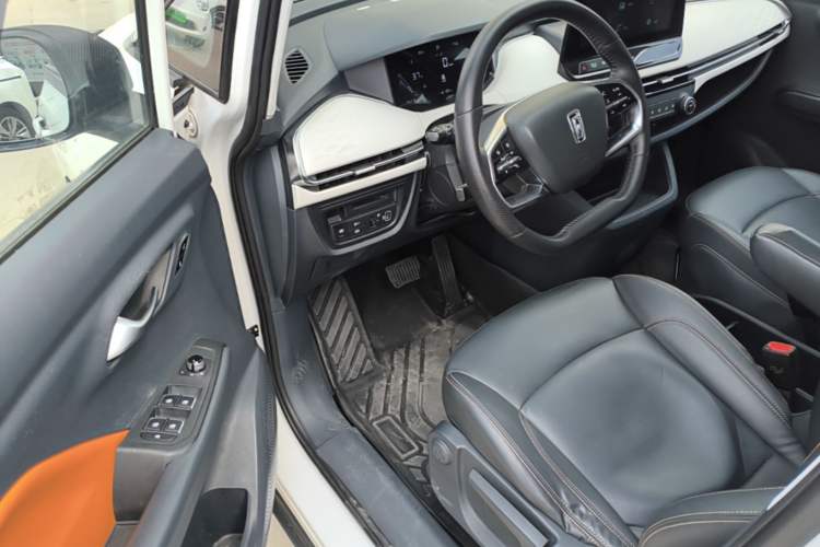 Used Bestune NAT 2022 Comfort Travel Version 100kW 425km Driver Seat