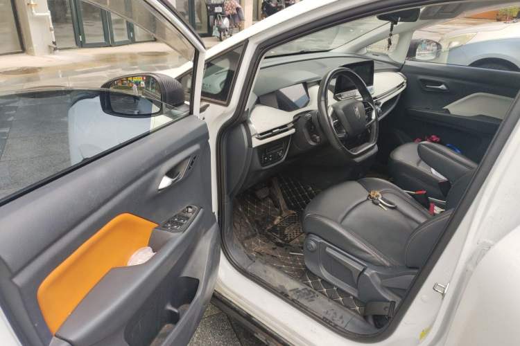 Used Bestune NAT 2022 Comfortable Travel Rental Edition Driver Seat