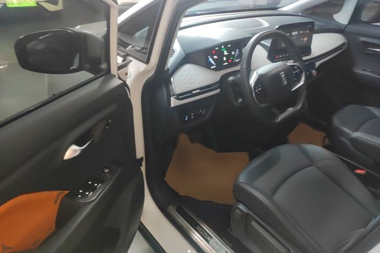 Used Bestune NAT 2022 Enjoy Travel Battery-Swap Version 100kW 401km Driver Seat