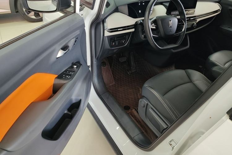 Used Bestune NAT 2022 Comfort Travel Version 100kW 425km Driver Seat