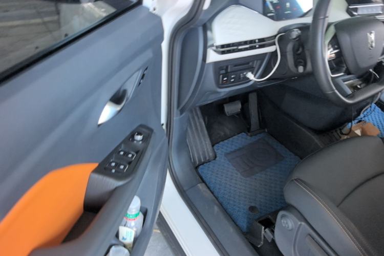 Used Bestune NAT 2022 Enjoy Travel Rental Edition Driver Seat