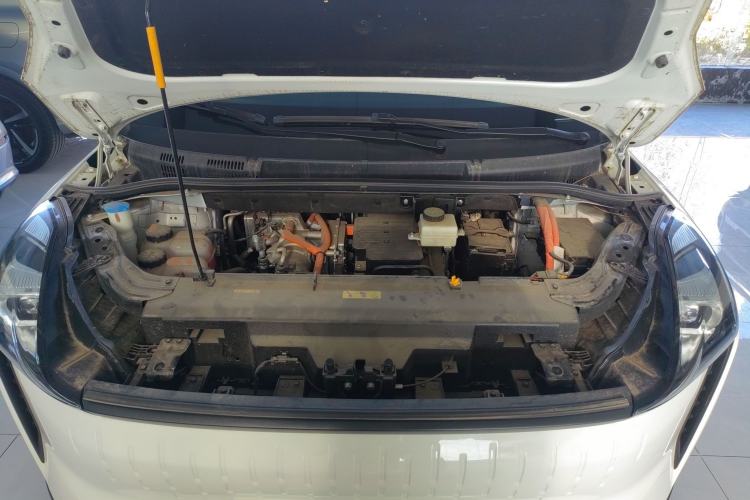 Used Bestune NAT 2022 Comfortable Travel Battery-Swap Version 100kW 401km Engine Bay