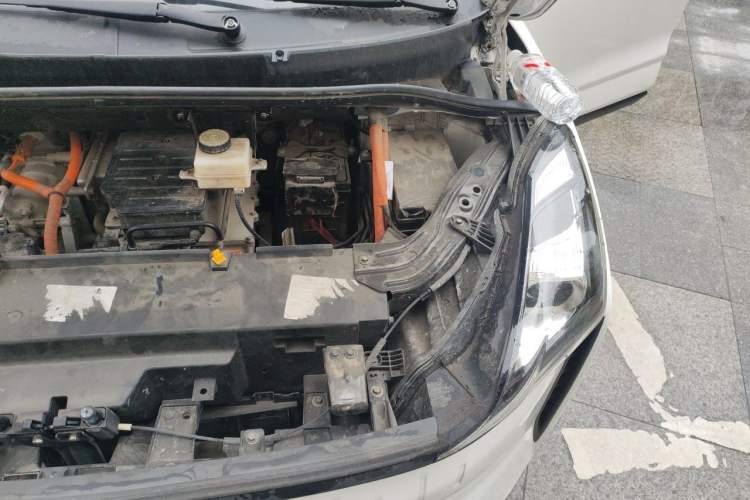 Used Bestune NAT 2022 Comfortable Travel Rental Edition Engine Bay Left