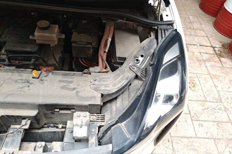 Used Bestune NAT 2022 Comfortable Travel Rental Edition Engine Bay Left