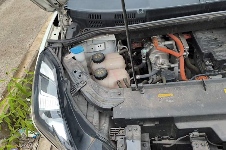 Used Bestune NAT 2022 Comfort Travel Version 100kW 419km Engine Bay Right