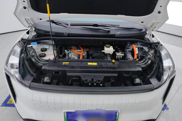 Used Bestune NAT 2022 Comfortable Travel Battery-Swap Version 100kW 401km Engine Bay