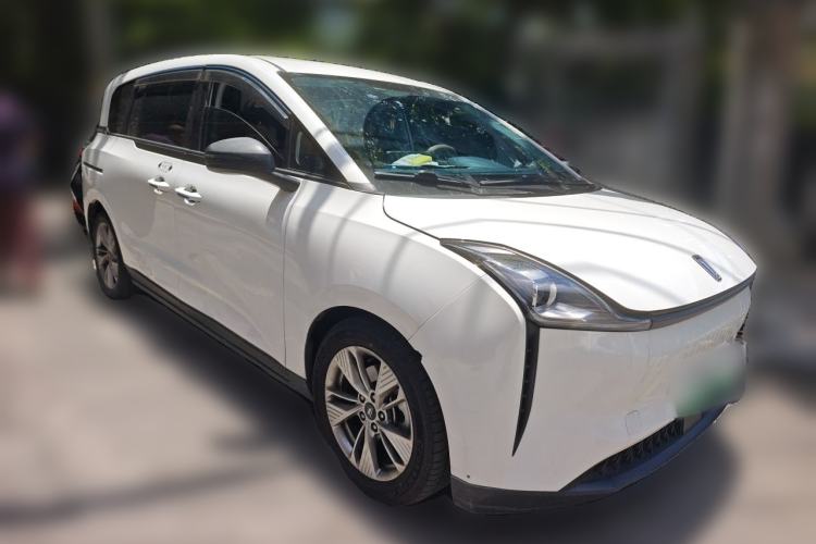 Used Bestune NAT 2022 Comfortable Travel Rental Edition Front Right 45 Deg