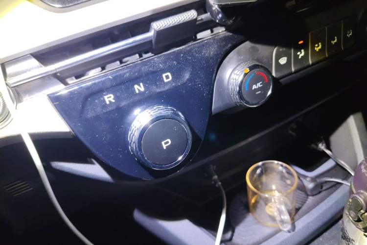 Used Bestune NAT 2022 Enjoy Travel Edition 100kW 419km Gear Lever