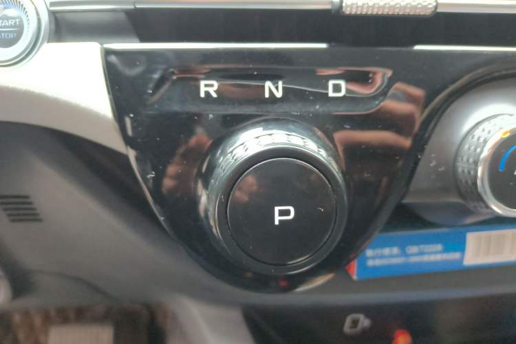 Used Bestune NAT 2022 Comfort Travel Version 100kW 419km Gear Lever