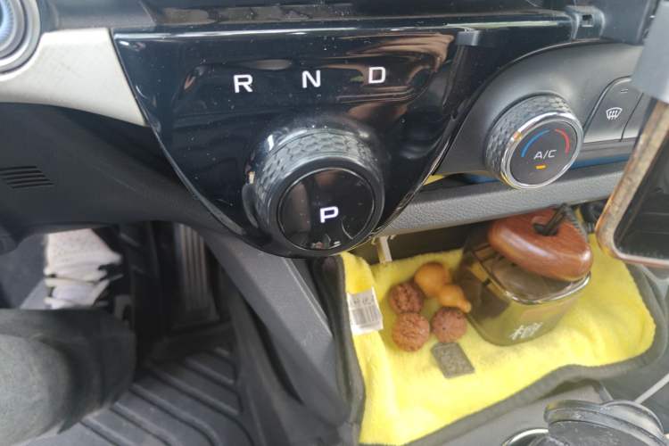 Used Bestune NAT 2022 Comfort Travel Version 100kW 419km Gear Lever