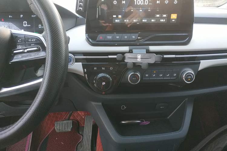 Used Bestune NAT 2022 Enjoy Travel Battery-Swap Version 120kW 401km Gear Lever